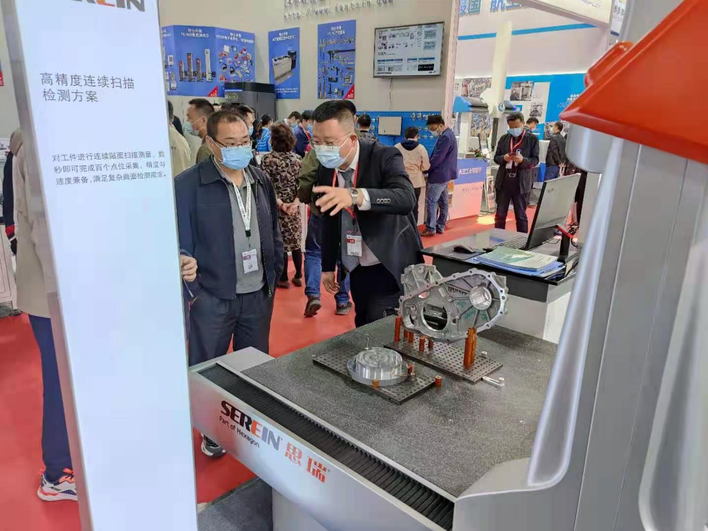 多年持續(xù)熱銷的經(jīng)典三坐標(biāo)測量機——思瑞CROMA(圖1)