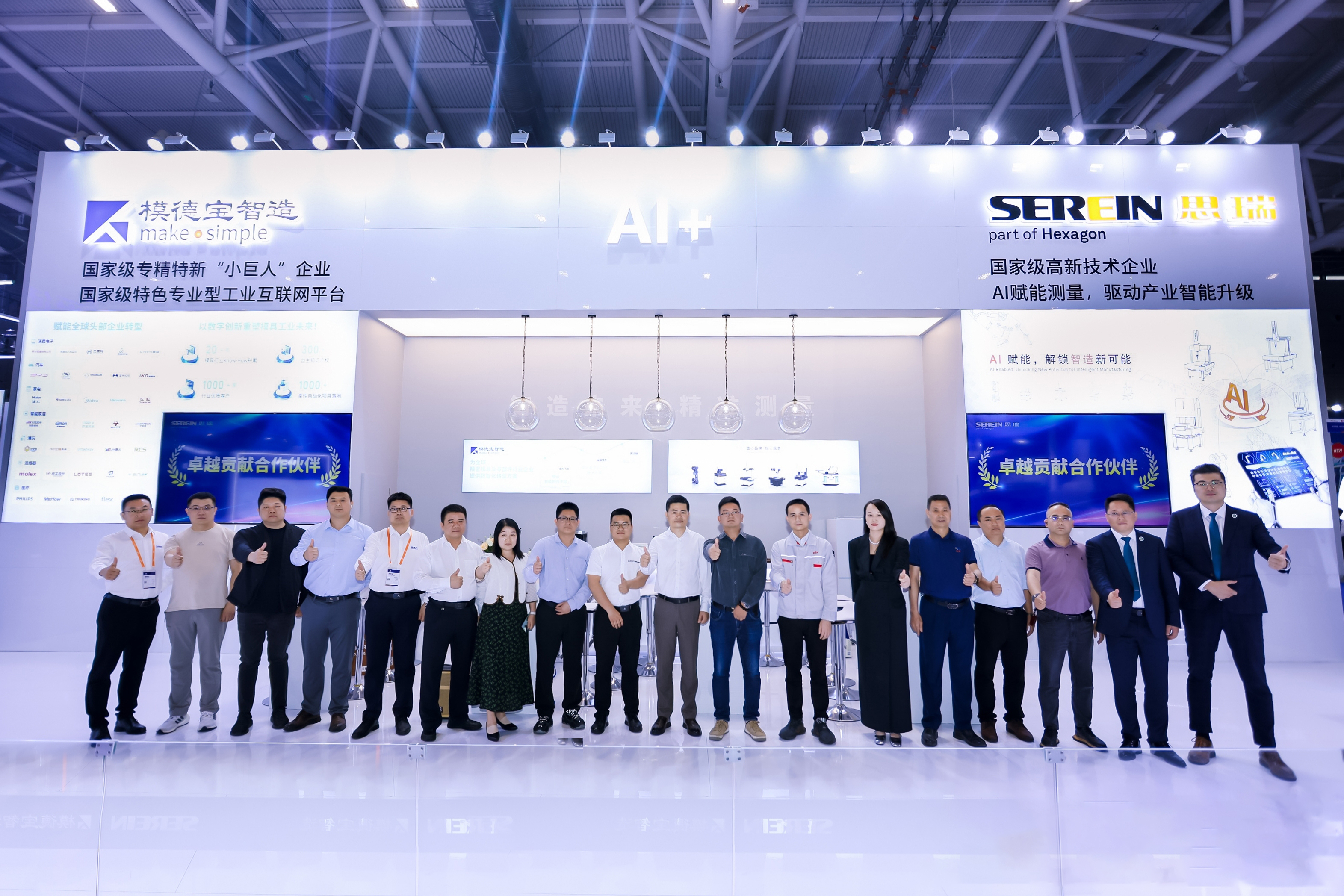 LQX67595.jpg LQX67595.jpg